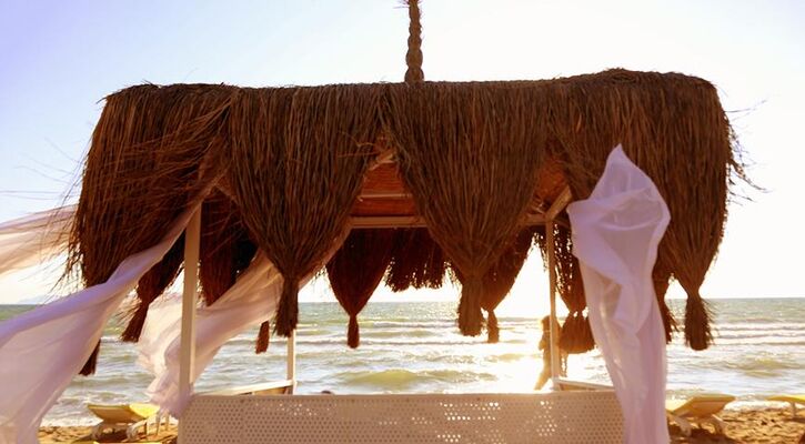 Risus Beach Resort Hotel
