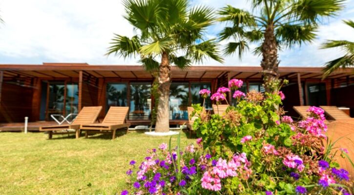Risus Beach Resort Hotel