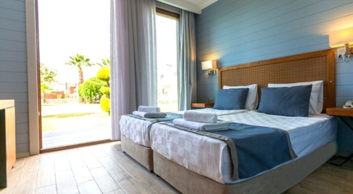 Risus Beach Resort Hotel