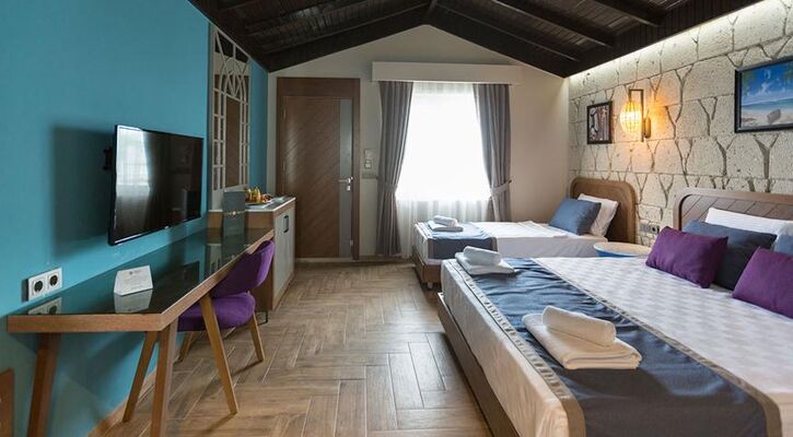 Risus Beach Resort Hotel