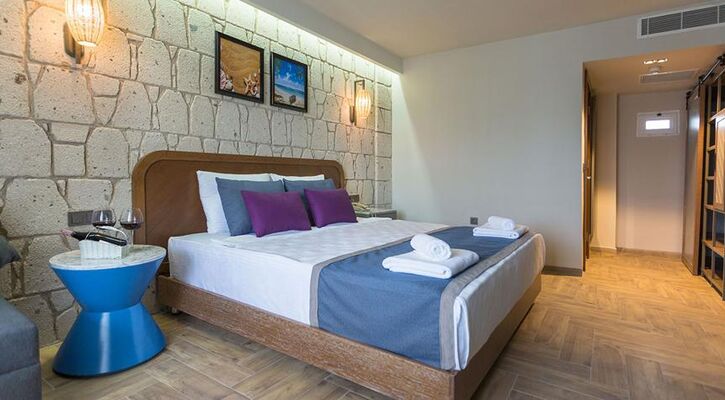 Risus Beach Resort Hotel
