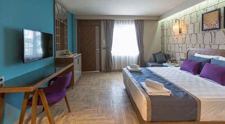 Risus Beach Resort Hotel
