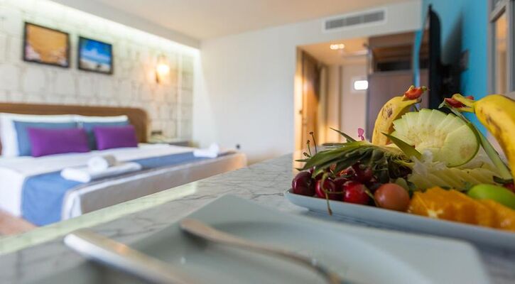 Risus Beach Resort Hotel