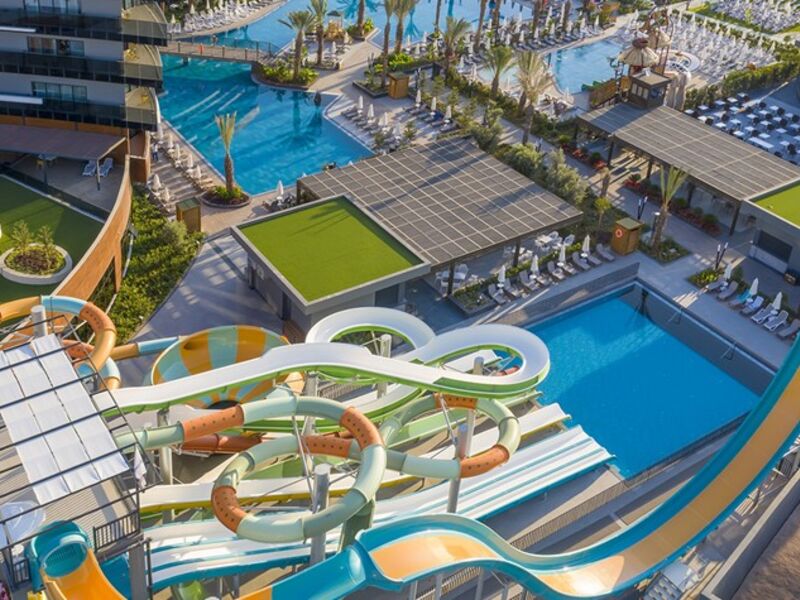 Kirman Calyptus Resort & Spa