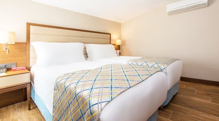 Ramada Plaza By Wyndham