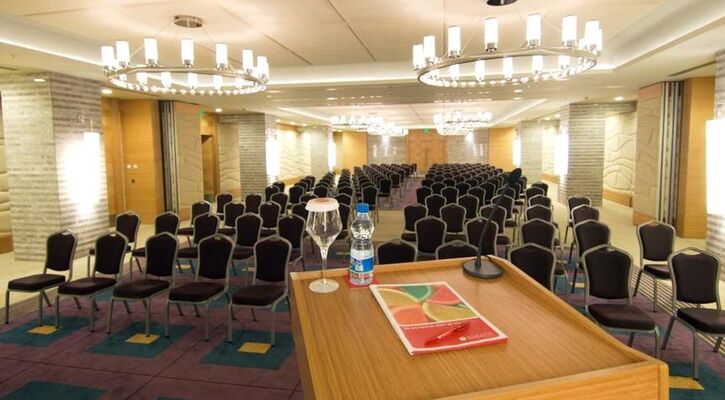 Ramada Plaza By Wyndham