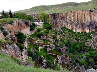 Konaklamalı Kapadokya Turu (1 gece)