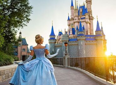 Masallar Şehrinde Paris & Disneyland Turu